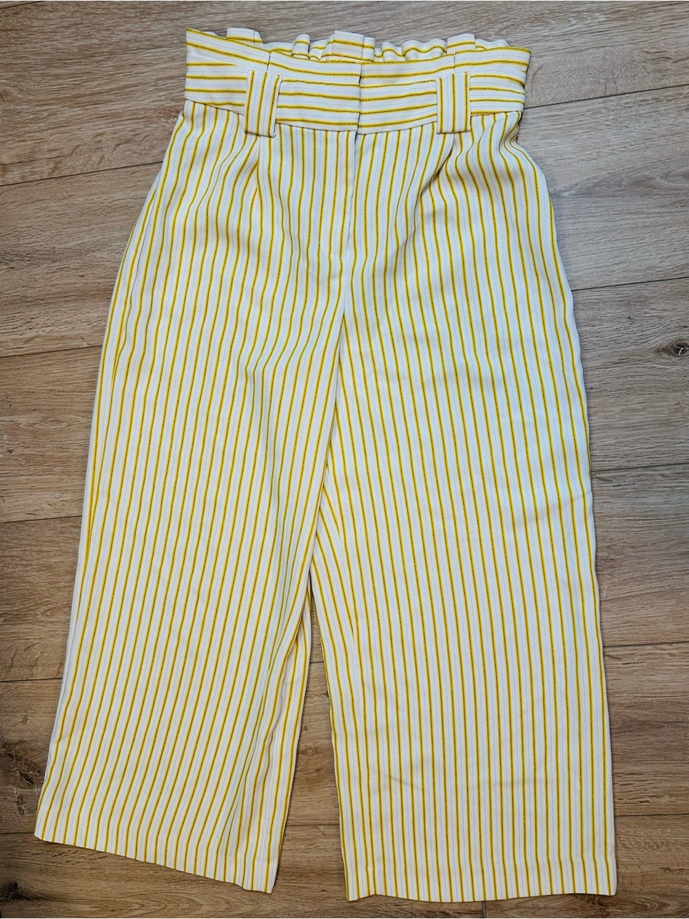 Express White and Yellow Striped High-Rise Culottes w/ belted Paperbag waist